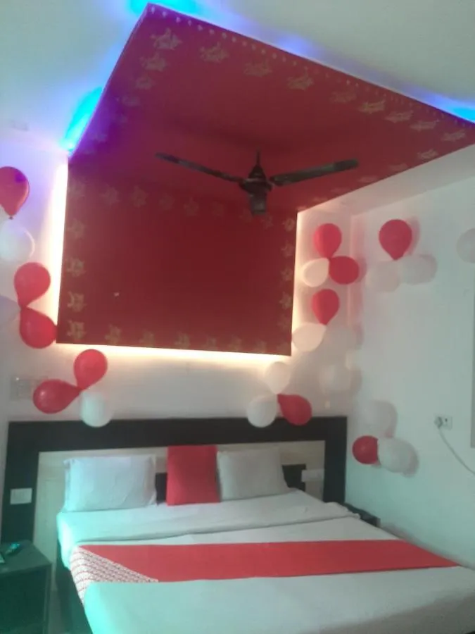 Taj 3 Start Hotel Agra   Agra (Uttar Pradesh)