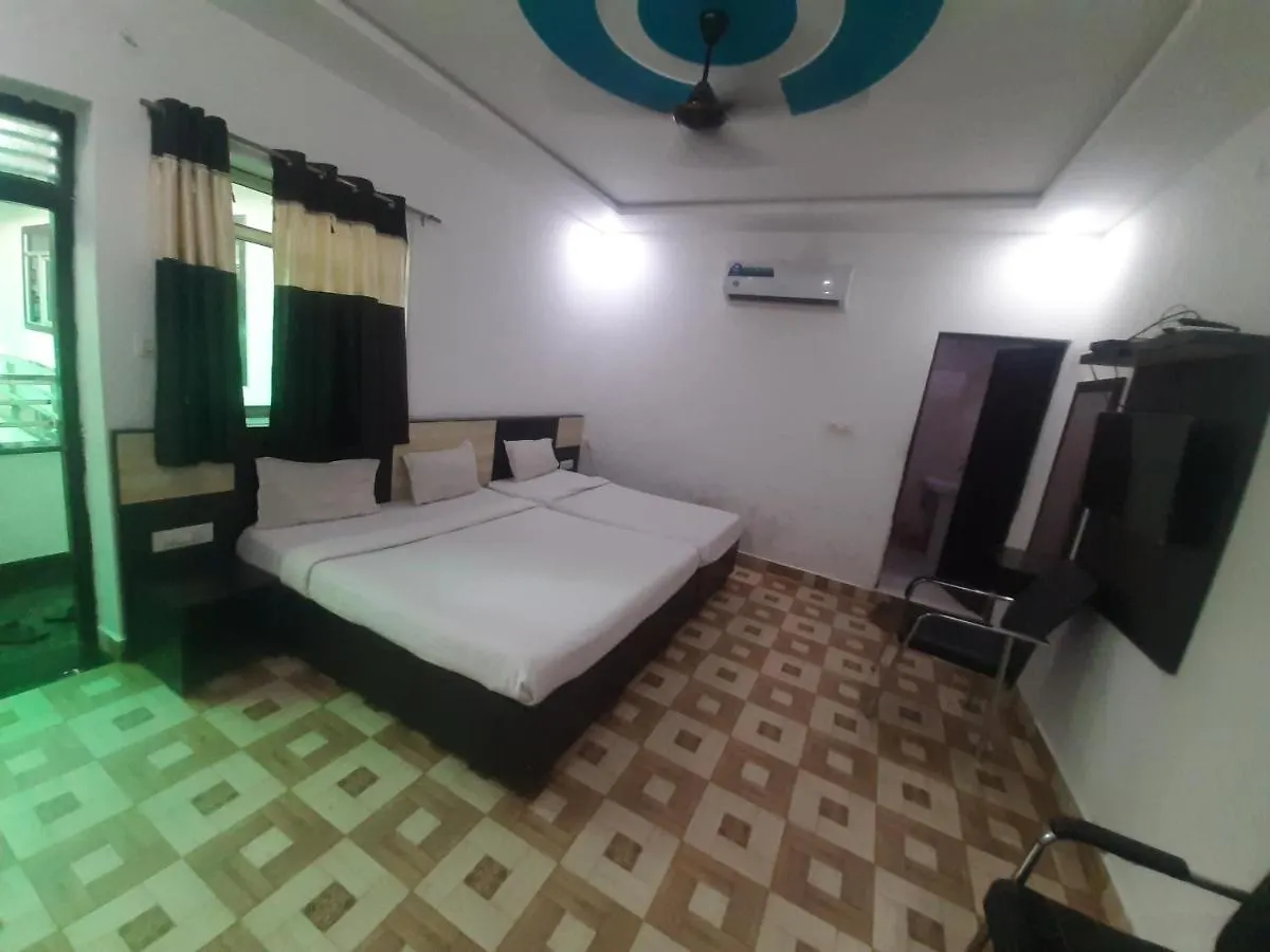 Taj 3 Start Hotel Agra  3*, Agra (Uttar Pradesh)