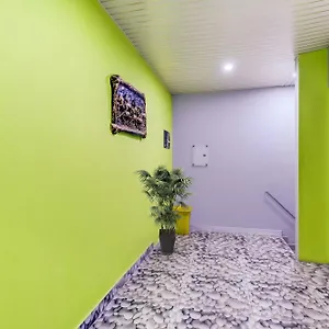 **** Hotel O Colour India